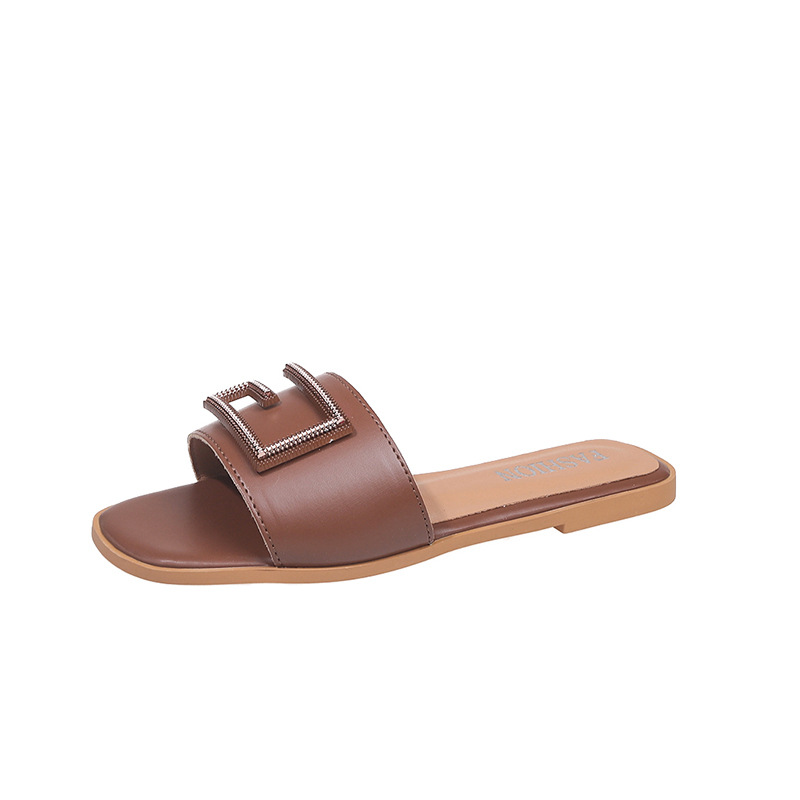 Big size metal clasp cool slipper female 2025 summer new senior feeling all kinds of casual flat one flip-flop female