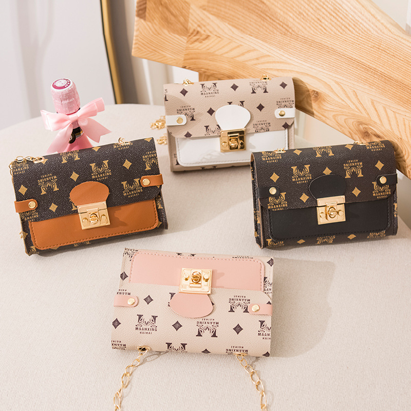 ALST061 Crossbody Bags for Women PU Leather Ladies Shoulder Purses with Chain Strap Stylish Prints Clutch Purse