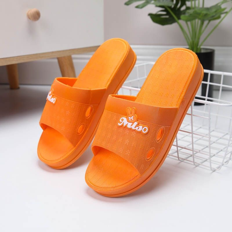 Summer New Plastic PVC Soft Soled Solid Color Non-Slip Bathroom Outdoor Casual Slippers for Men and Women
