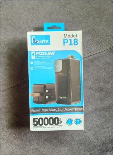FSUDZ P18 FAST CHARGING POWER BANK