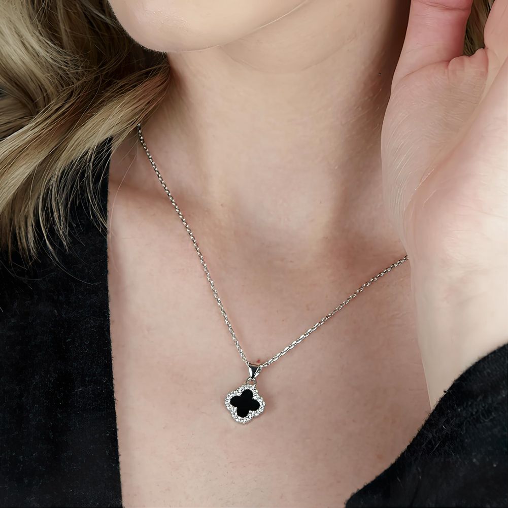 2 Side Crystal Clover Necklace for Women 18K Gold Plated Stainless Steel Four Leaf Lucky Pendant Black & White Cubic Zirconia Jewelry for Mother and Daughter
