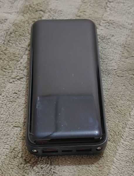 Portable charger with flashlight, high quality, aesthetically pleasing, 40,000 mAh.#8