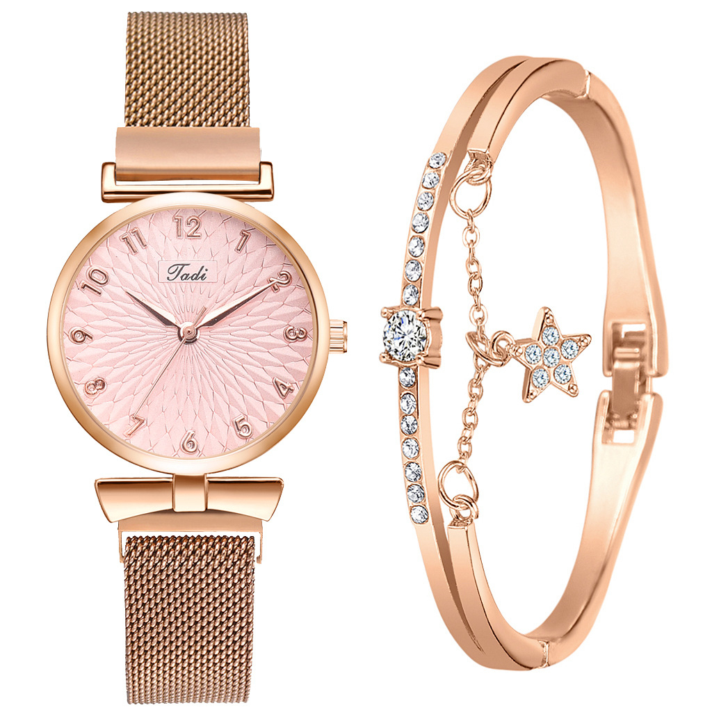 Fashion Ladies Quartz Watch + Star Bracelet Combination Package Arabic Numeral Scale Girls Jewelry Watch Girls Gift Quartz Watch