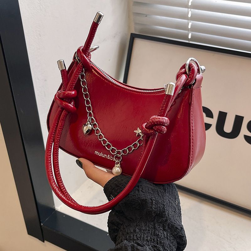 Niche women's bags, 2025 new autumn fashion trend, individual fashion trend, crossbody bags, armpit crescent bags