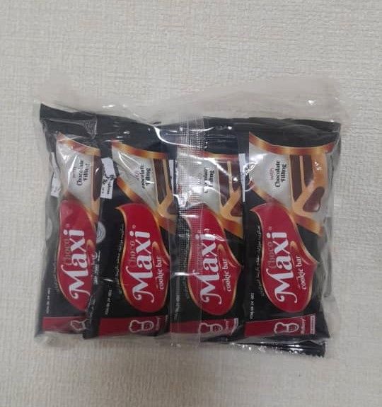 choco Maxi cookie bar with chocolate filling 20g