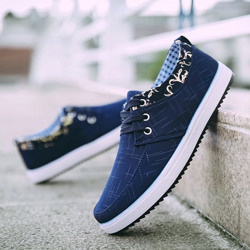 2024 spring new Korean version of board shoes casual sports men's shoes student canvas shoes low top trend breathable shoes men 127