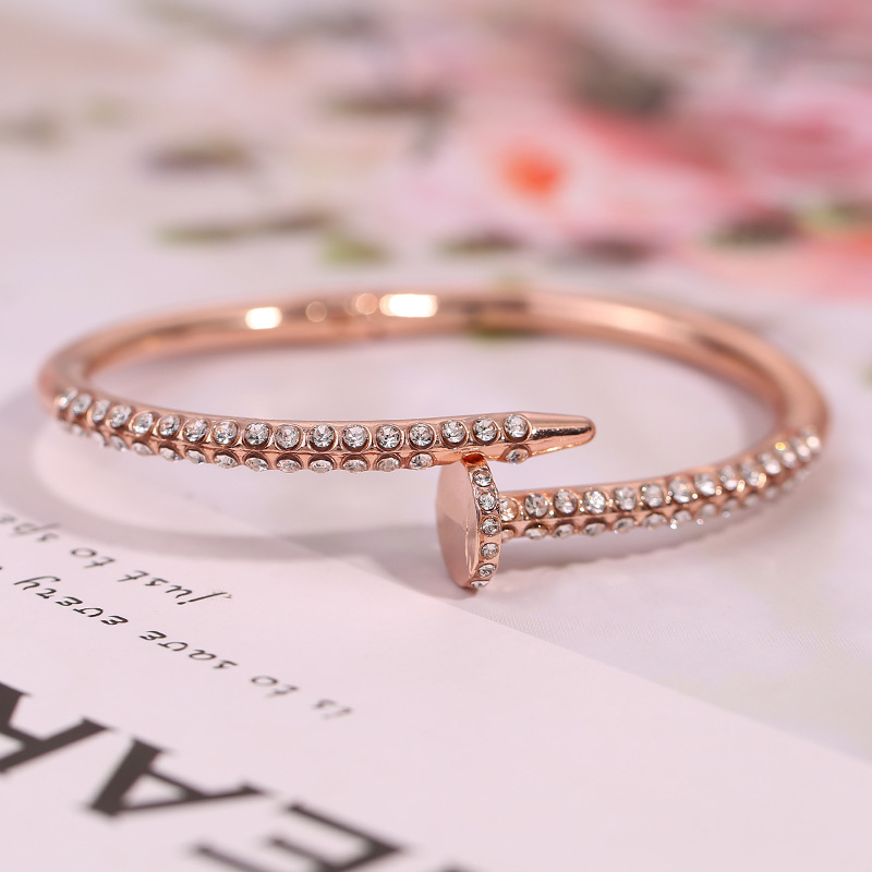 women's diamond-set watch set fashion girl nail bracelet and watch set