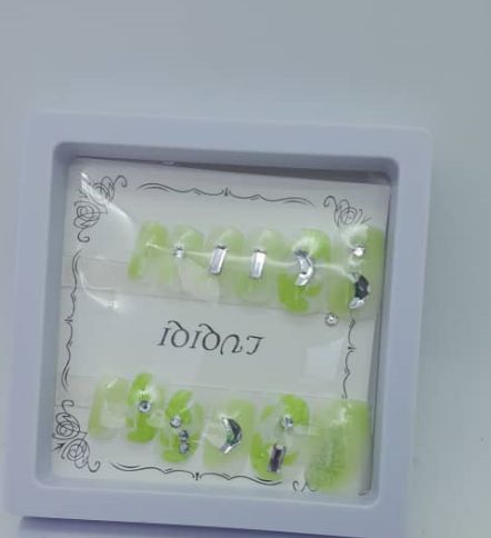 Toe Nails-Perpetual Reusable Press On Fake Nails with additional file
