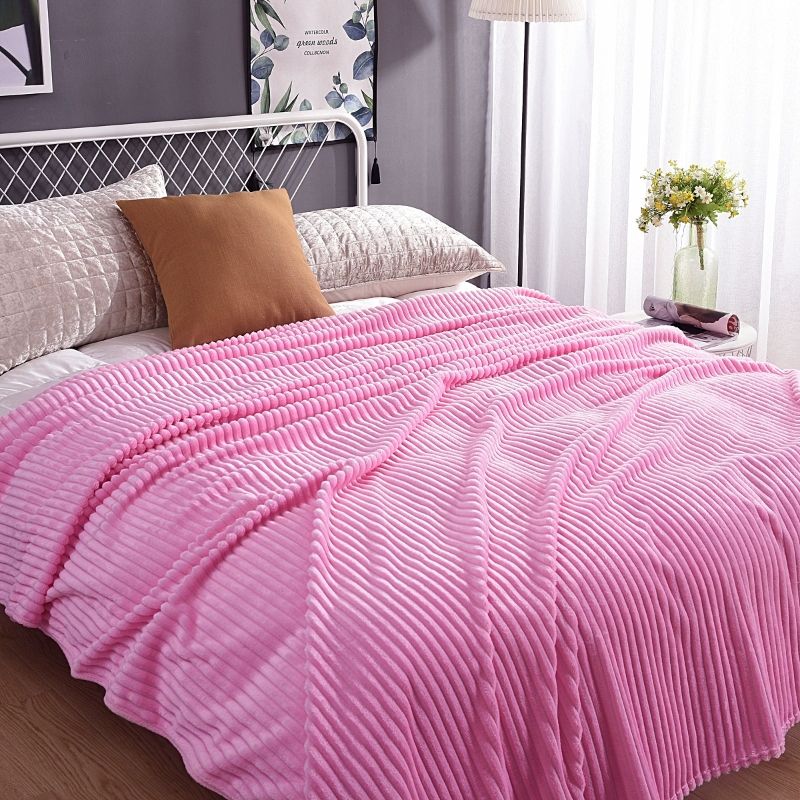 50*70cm ,70*100cm,100*150cm,120*200cm,150*200cm,180*200cm,200*230cm Magic Velvet Blanket CRRSHOP free shipping Soft and comfortable Holiday gifts