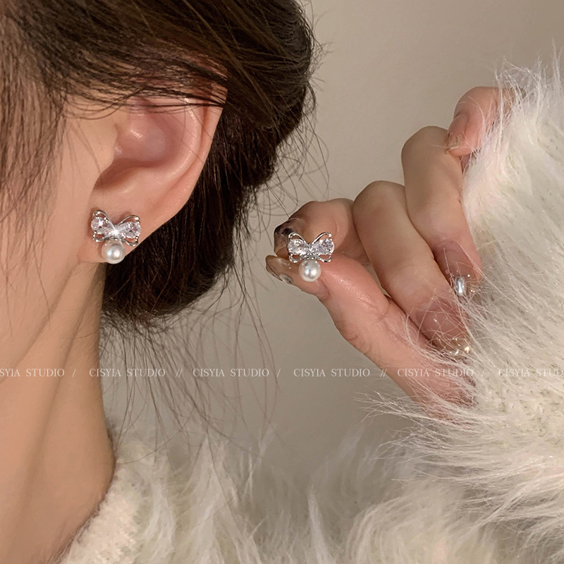 Women's Simple Mini Diamond Set Bow Pearl Stud Earrings Jewelry Gift