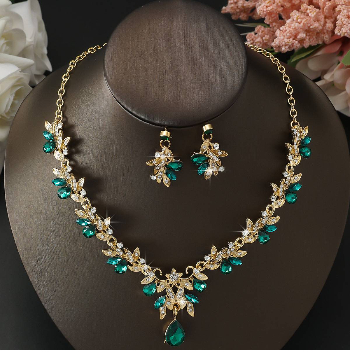 Luxury 2-Piece Bridal Jewelry Set, Leaf-Shaped Paved Rhinestone Necklace with 49cm Adjustable Chain & Teardrop Crystal Drop Earrings, 4 Tone Plated Elegant Women Ornaments, Glam Formal Accessories for Wedding Ceremonies Evening Banquet Prom Gown Photoshoots Delicate Gift for Ladies
