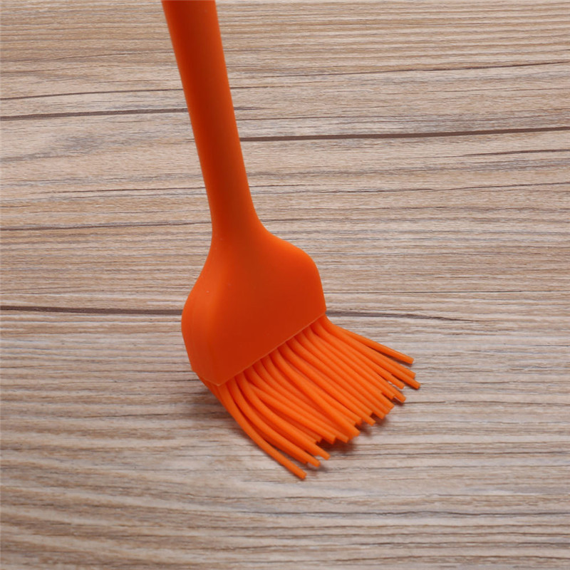 1PC Silicone Basting Pastry Brush Oil Brushes For Cake Butter Kitchen Barbecue Brush Random Color
