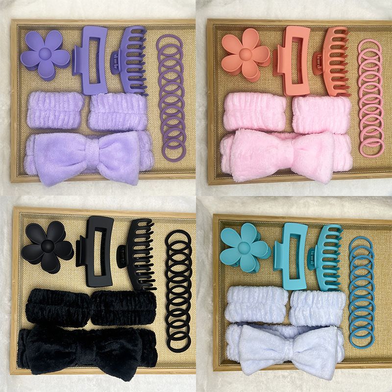 Multicolor Women Hair Accessories Set, Soft Bow Facial Washing Headband, Non-slip Large Hair Claw Clips, Stretch Hair Ties, Fashion Casual Hair Ornaments for Daily Makeup Skincare