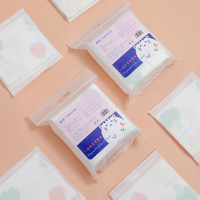 A pack Muchen children's disposable dining mats, waterproof and oil-proof, no need to wash, portable tablecloth cartoon fruit pattern.