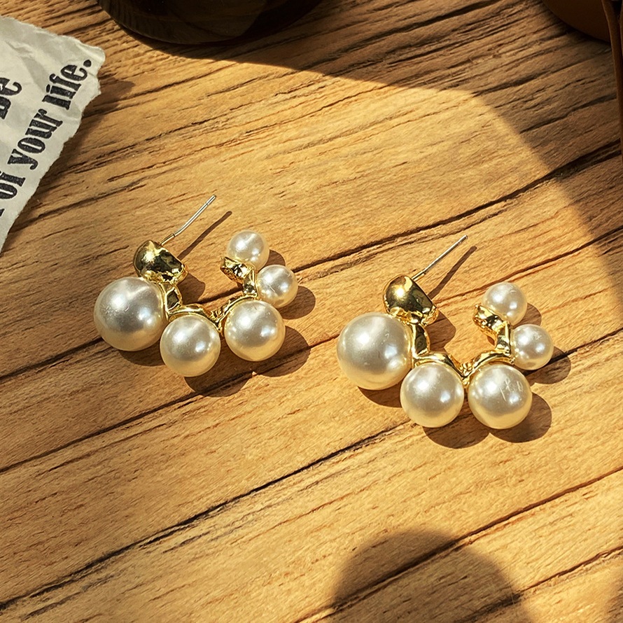  53500 55277 52857 Faux Pearl Beaded Drop Heart Decor Earrings