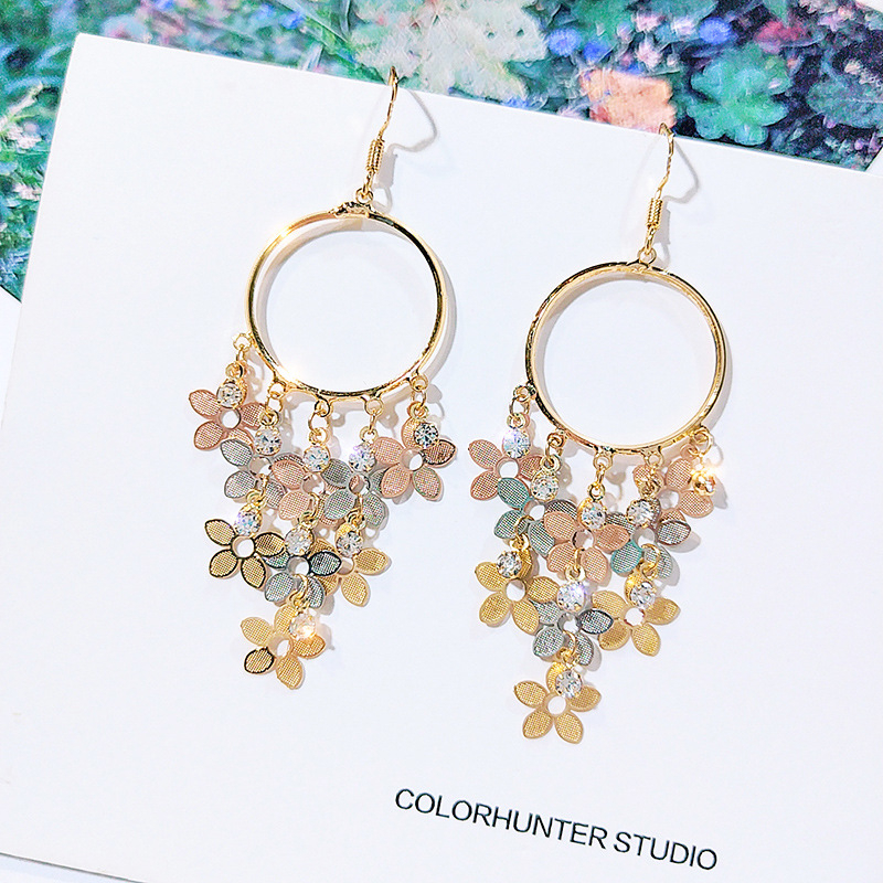 E1358 Women's Fashion Simple Flower Earrings Versatile Geometric Alloy Earrings