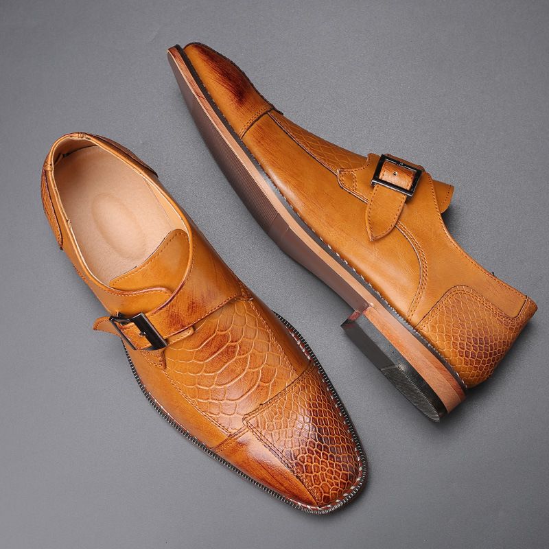 Spring new business casual men's shoes: British pointed-toe leather shoes, men's belt-buckle trendy shoes, men's cross-border shoes