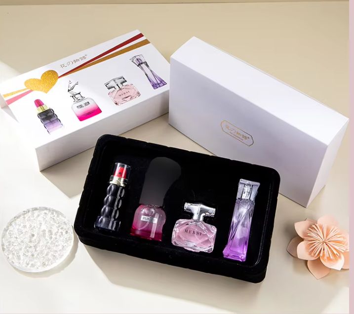 4PCS Women's Fragrance Gift Box Classic Set 4 Piece Eau Perfume Set