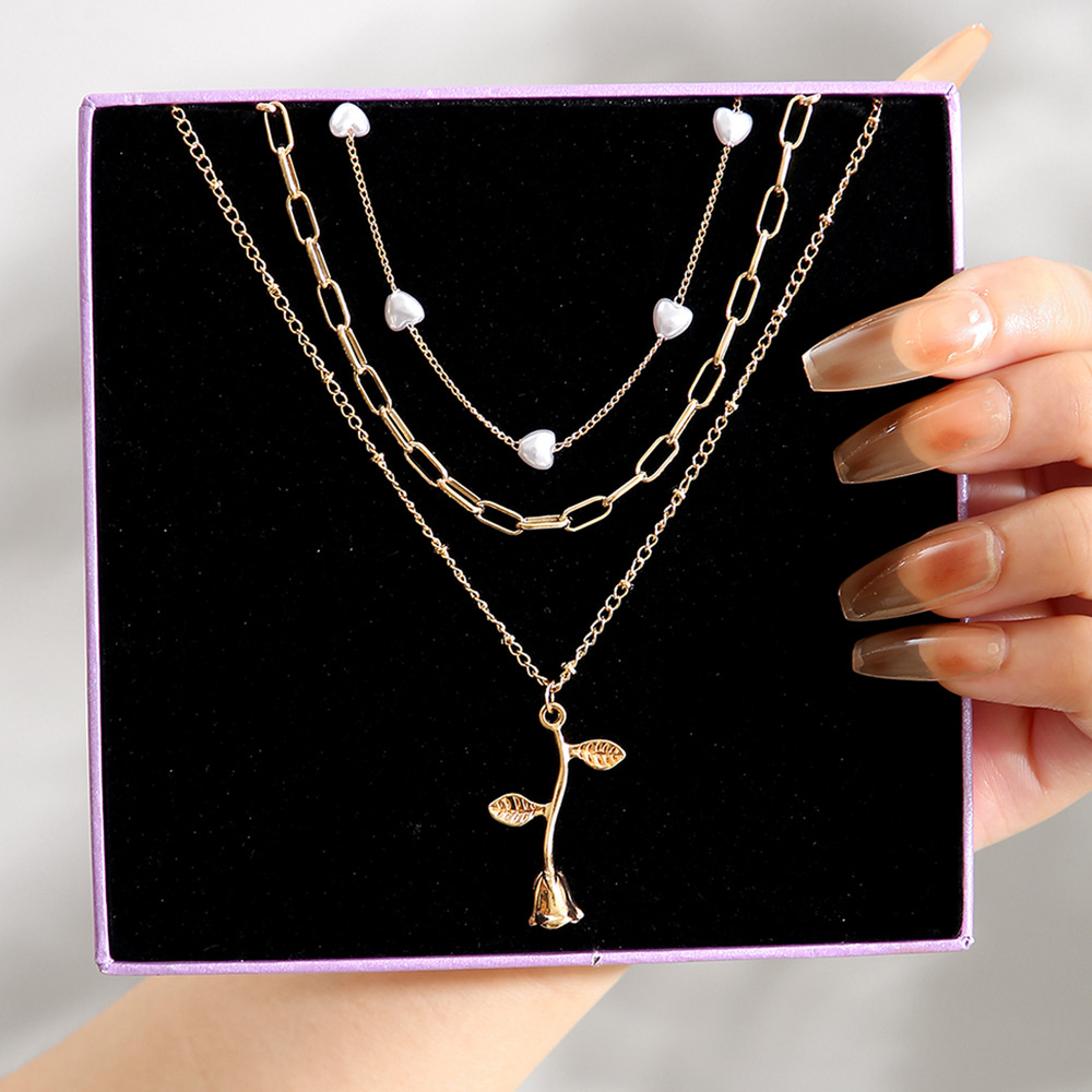 5622701 Pearl Rose Necklace for Women Vintage Multilayered Necklaces Gold Plated Chain Chunky Chain Necklace Trendy Jewelry