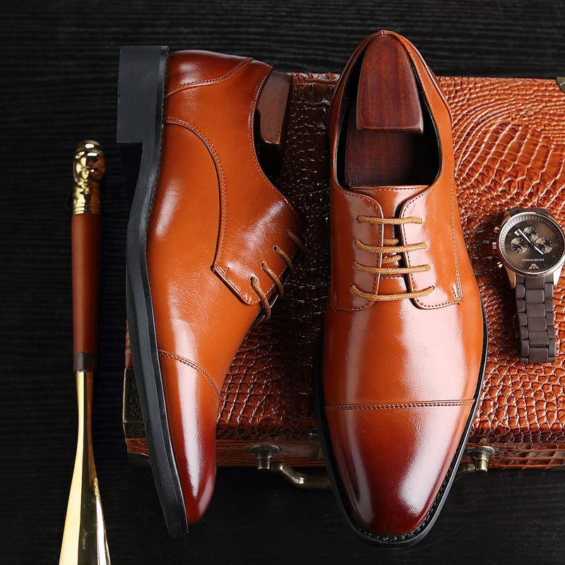 Spring new pointed-toe lace-up business formal leather shoes for men, British Brock cross-border men's shoes, wedding shoes