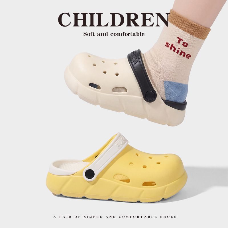 New Cute Parent-Child Clogs Shoes, Breathable Hollow Out Quick Dry Water Shoes, Non Slip Thick Sole Soft Casual Slides, Outdoor Beach Seaside Wading Shoes for Kids Teens Adults Unisex