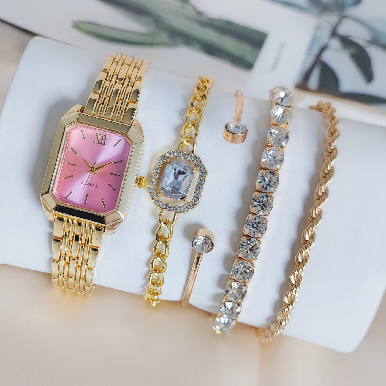 2026 New Luxury Square Women Quartz Watch, Minimalist Fashion Casual Wristwatch, Ultra Thin Stainless Steel Band Elegant Dress Watch, Waterproof Simple Timepiece for Girls Students Daily Party Wear