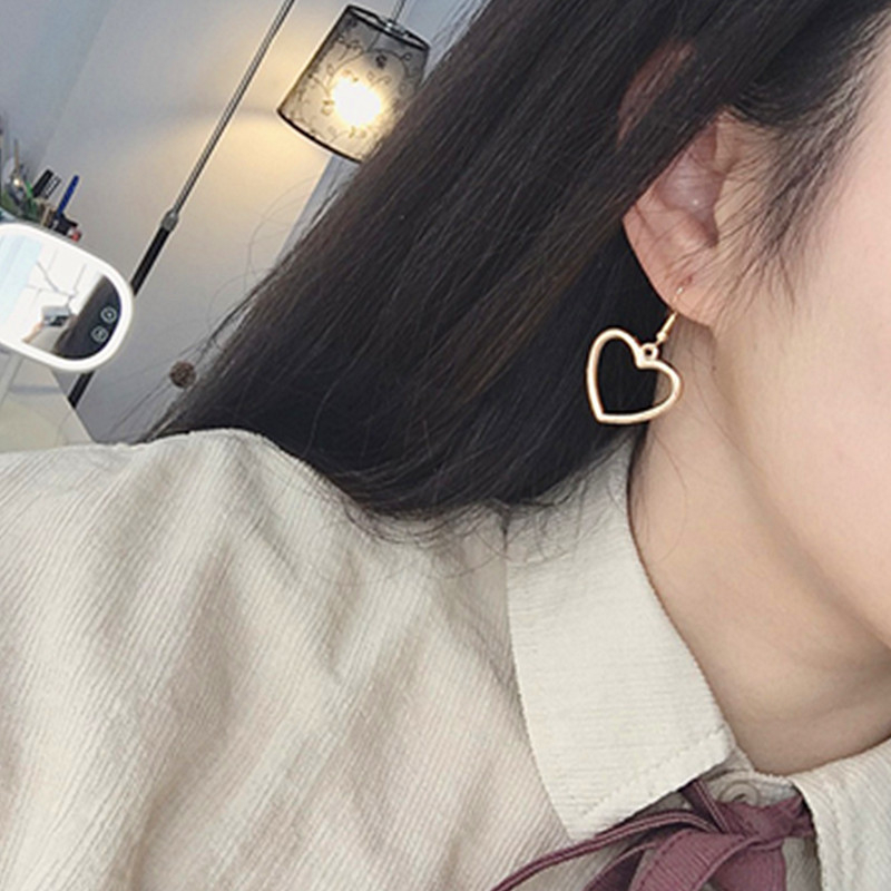 e096 Women Heart Drop Earrings