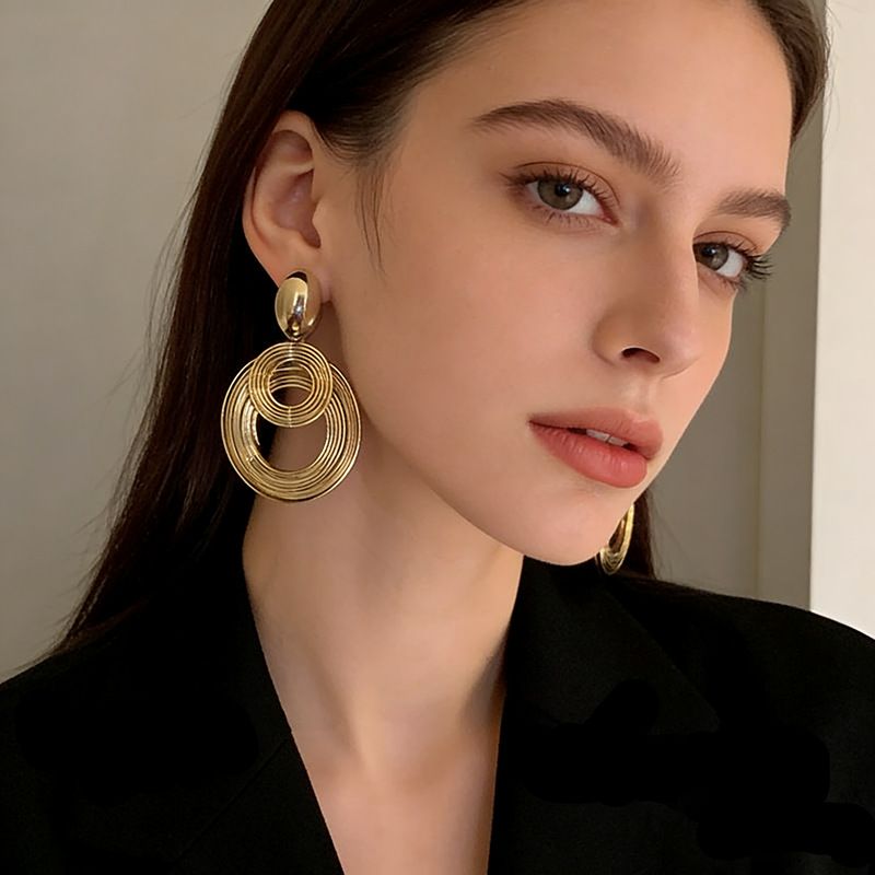 Circle earrings New trend Exaggerated earrings women fashion earring free shipping