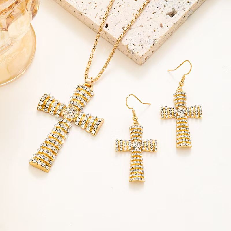 New pendant necklace earrings jewelry bracelet set with multiple styles to choose from.Necklace set    C