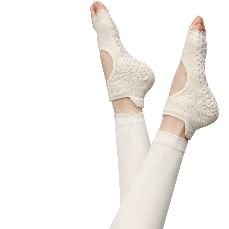 Women Half Toe Ballet Yoga Socks Non-Slip Peep Toe Anti-Slip Pilates Ankle Grip Durable Open Half Five Fingers Sport Socks