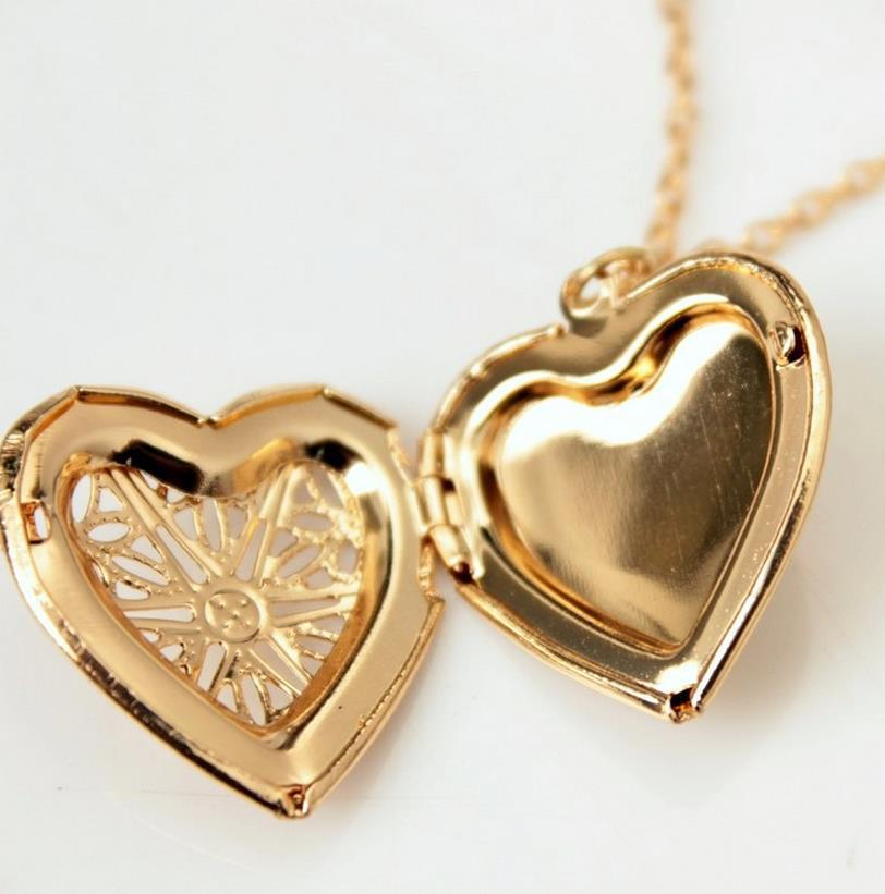 00509-6-1 Openwork Pattern Necklace Hollow Love Heart Necklace Pendant Openable Vintage Gift For Lover Couples