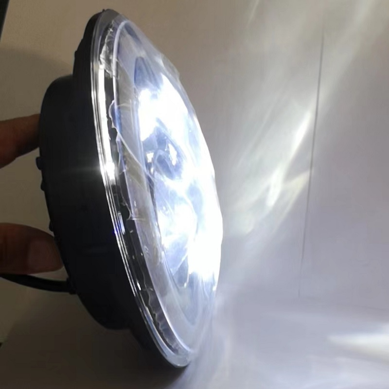 Car Jeep off-road vehicle lighting front work headlight LED work light square 45W far and near light H4 plug with outer ring two-color