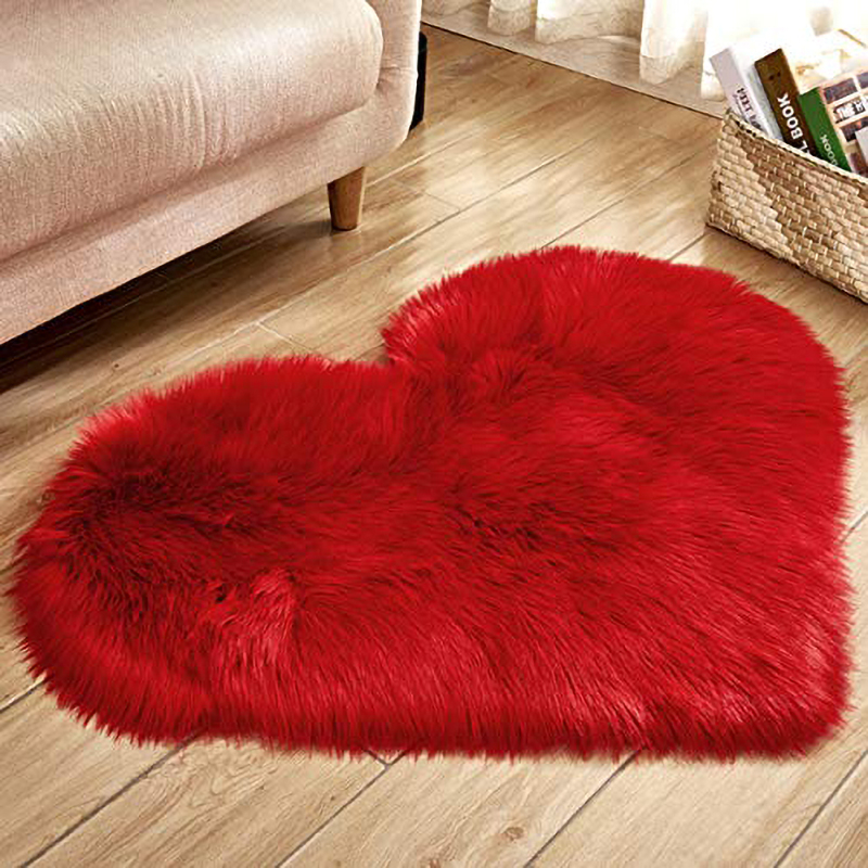 Xin-01 Small Heart Shape Faux Sheepskin Rug Soft Long Plush Fluffy Shaggy Carpet Area Mats Rugs Bedroom Sofa Decorative Floor Carpet