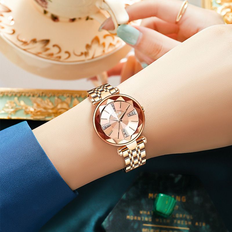 Women's Niche Waterproof Steel Strap Watch Round Zircon Watch