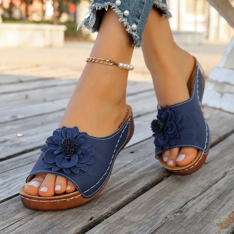 Women's Summer Flower Embellished Wedge Slide Sandals, Open-Toe Perforated Casual Platform Slippers, Beach Comfortable Wedge Shoes, 9 Colors Available, EU Size 36-41