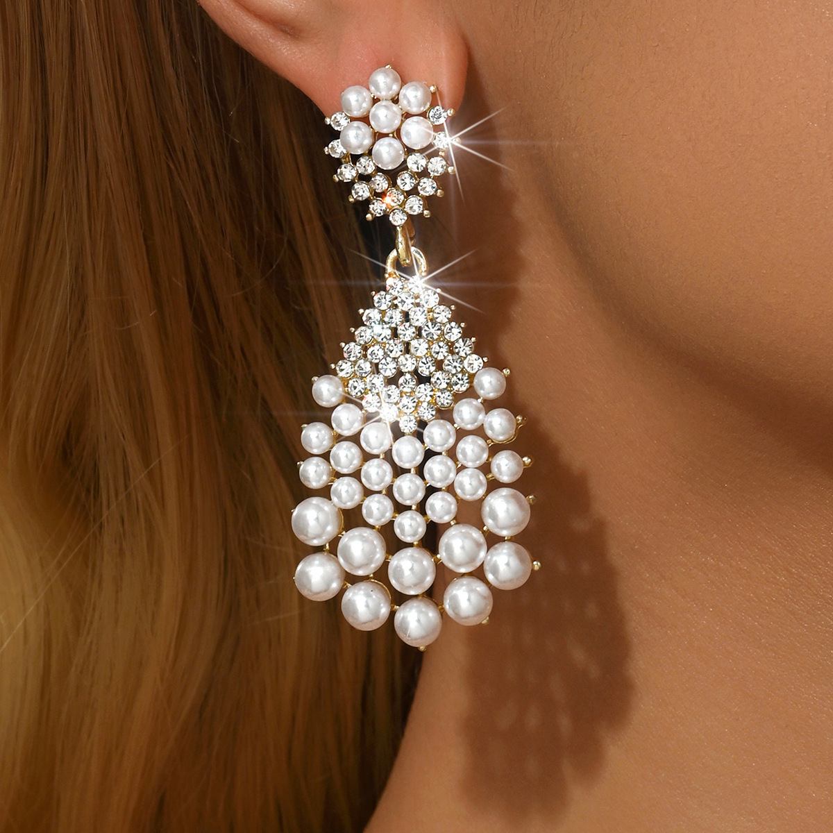 Luxury Floral Full Paved Rhinestone Teardrop Pearl Dangle Earrings Gold Plated Hollow Filigree Pierced Ear Jewelry Shiny Bling Statement Ornament Elegant For Wedding Gown Evening Banquet Prom Formal Party Women Glamorous Fashion Matching Gift
