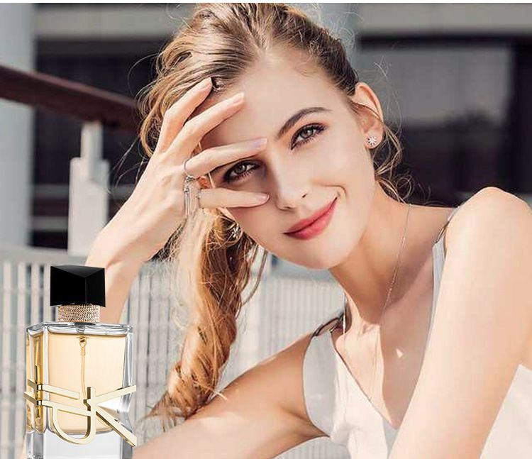 Small Town Yixiang Free Water Women's Perfume Floral Fragrance, Fresh and Long-lasting Eau de Toilette for Students