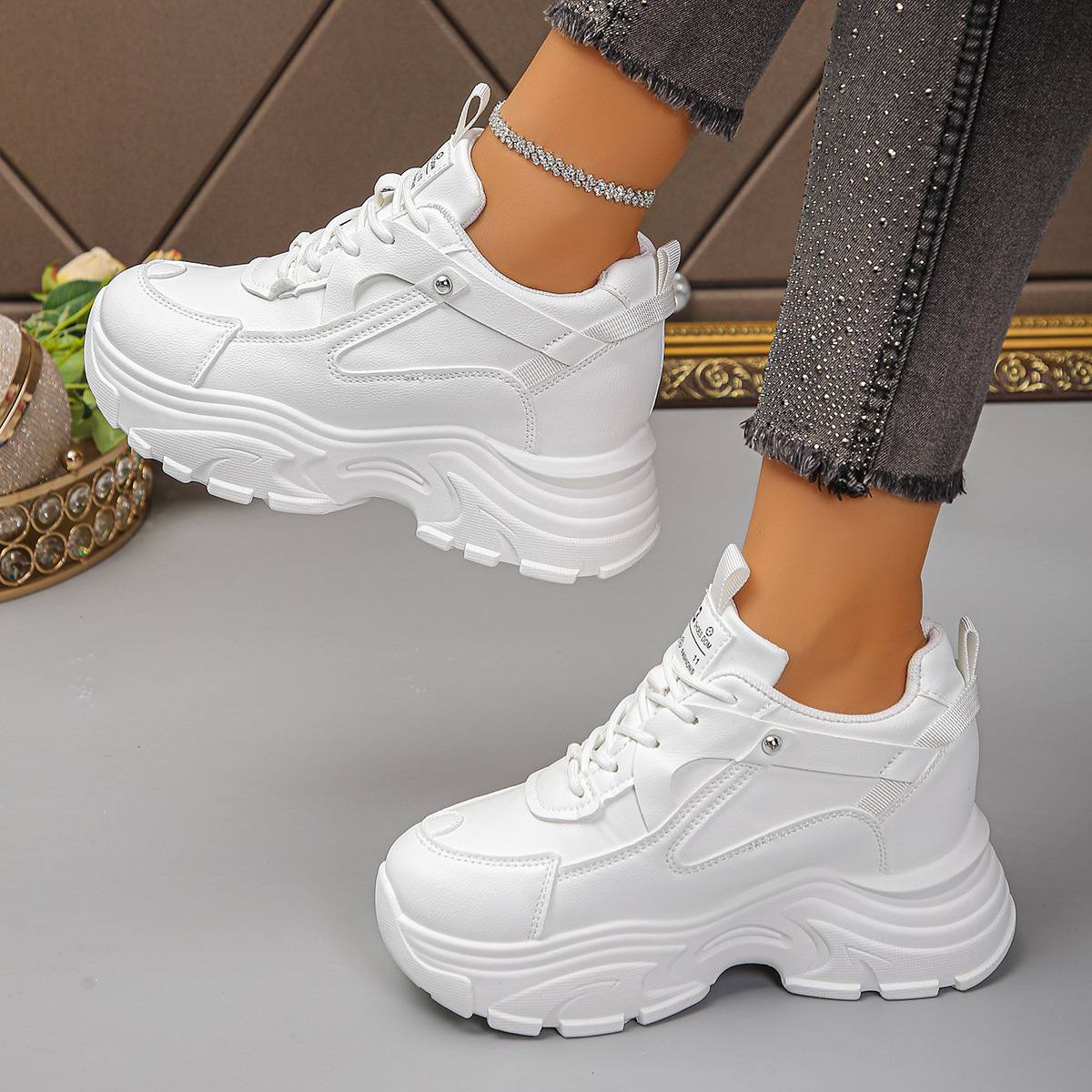2025 Spring and Autumn large size women's shoes new cake thick sole height leisure sports single shoes women's lace up dad shoes