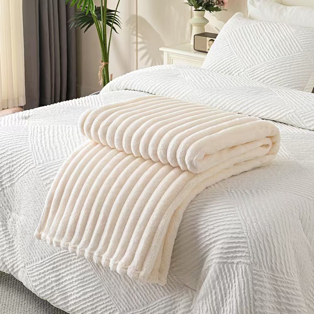 White Throw Blanket for Couch - GentleSoft Cozy Soft Blankets for Women, Cute Small Rabbit Fur Fabric Throws for Girls, Off White, 150*200cm
