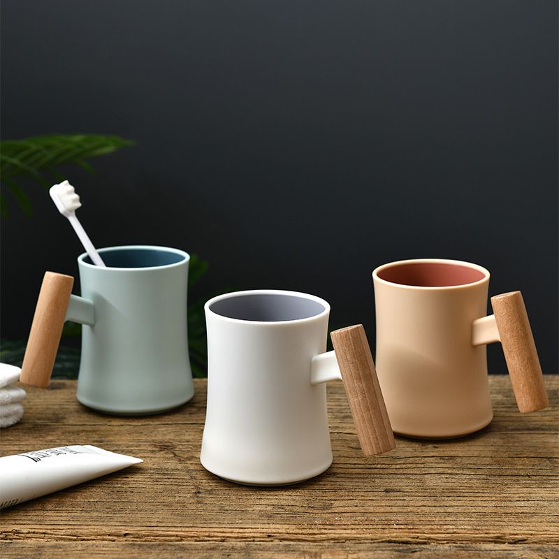0760 Bathroom Set Accessories Plastic Toothbrush Cup Diamond Shaped Wooden Handle Toothbrush Cup