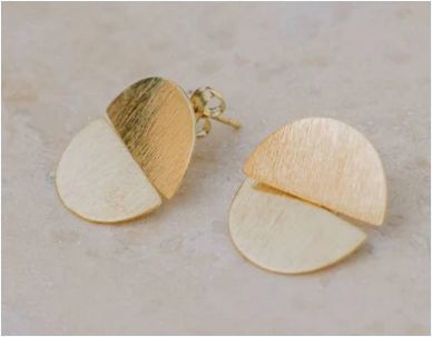 Geometric earrings in the shape of a circle for  women

