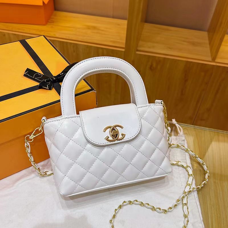 Ladies Fashion Puff Leather Design Chanel Luxury Mini Handbag With Chain Strap