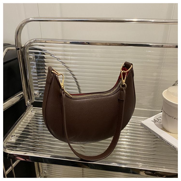 French Style Underarm Bag For Women, New Spring Fashion Crescent Bag, Minimalist Niche Commute Single Shoulder Bag
