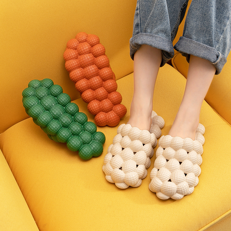 RZ0025 Massage Bubble Slides for Women and Men Funny Lychee Bubble Slippers Non-Slip Spa Home Bedroom Shower Slippers