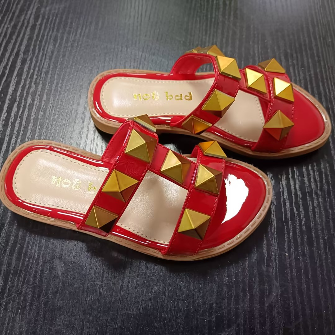 AK - 85 Children's Summer New Flat Bottom Slippers Solid Color Willow Spike Sandals