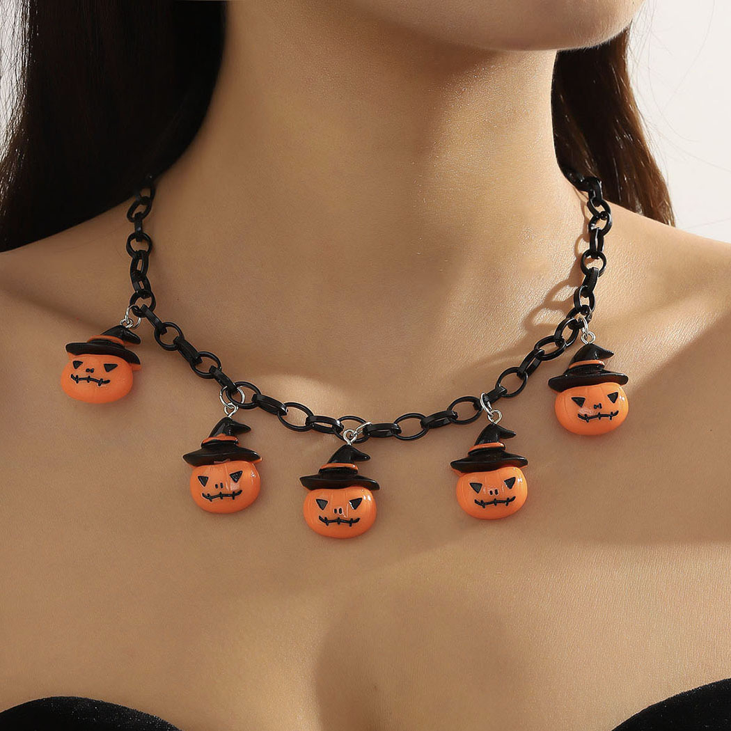 C23-199 Men and Women's Unique and Funny Necklace, Halloween Creative Pumpkin Ghost Pendant, Collarbone Chain