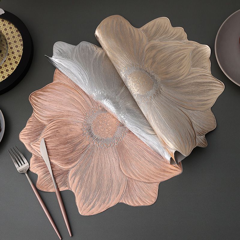 PVC hot stamping placemat flower shape table mat insulation pad washable waterproof and anti-scalding