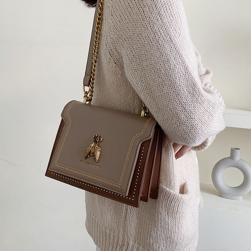 French women's bag 2024 summer new chain retro bee single shoulder tote bag contrasting color crossbody small square bag