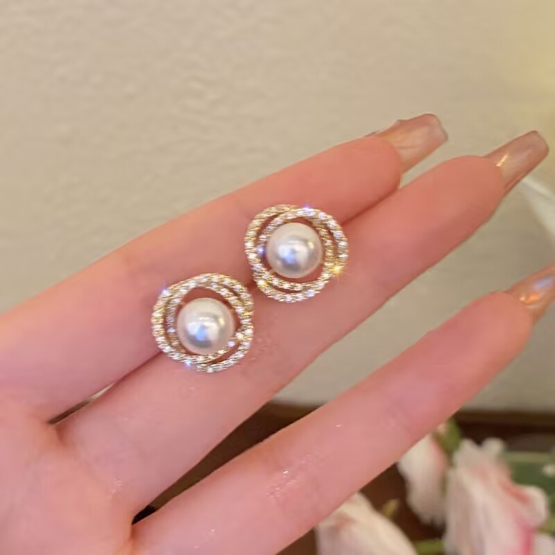 M304 Women Vintage Alloy Simple Round Diamond Crystal Pearl Stud Earrings