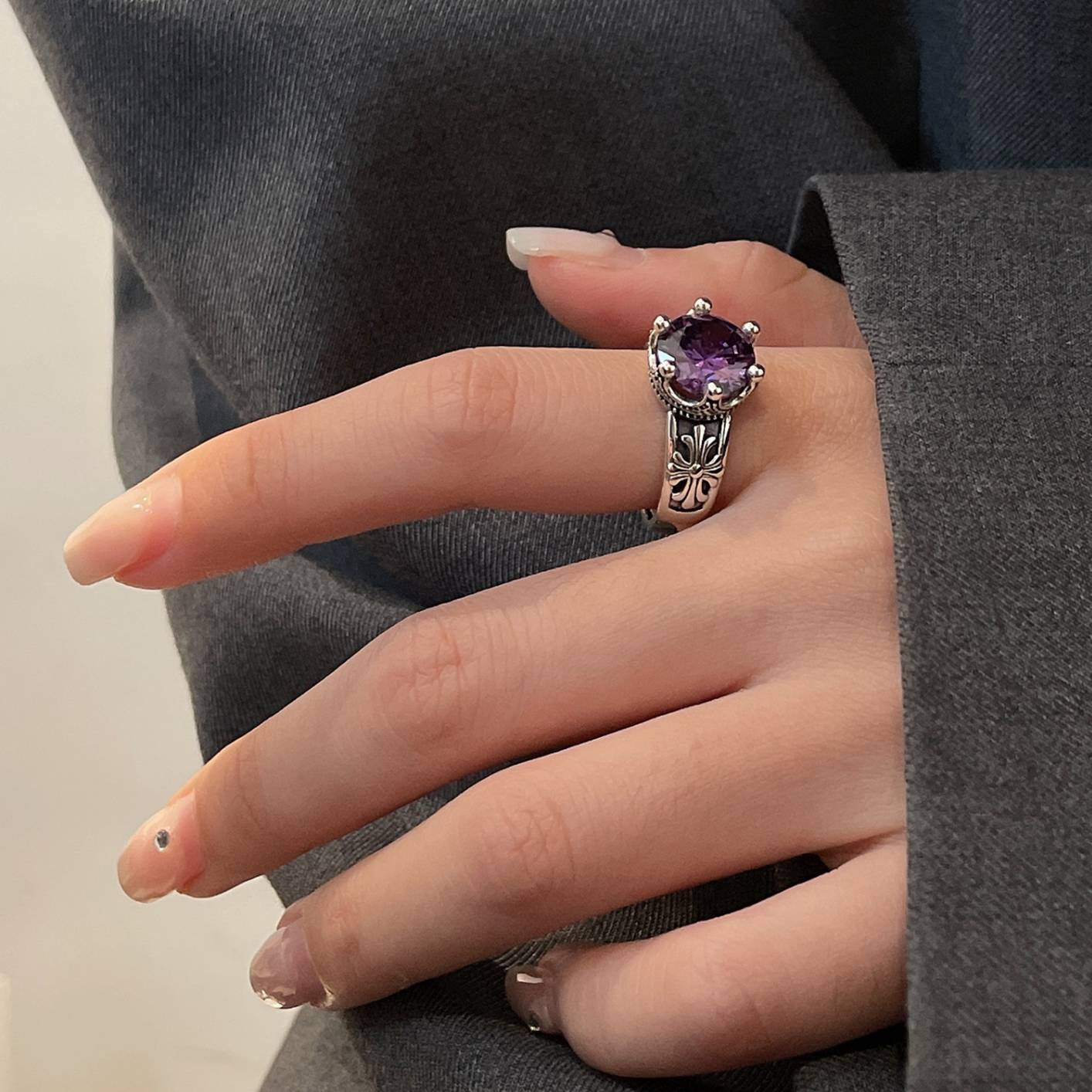 Women's Retro Purple Zircon Crown Ring Niche Adjustable Ring